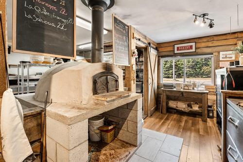 Commerce - 1034 Boul. Rolland-Cloutier, Lantier, QC - Indoor