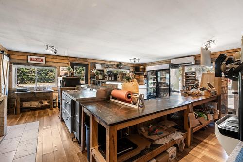 Commerce - 1034 Boul. Rolland-Cloutier, Lantier, QC - Indoor