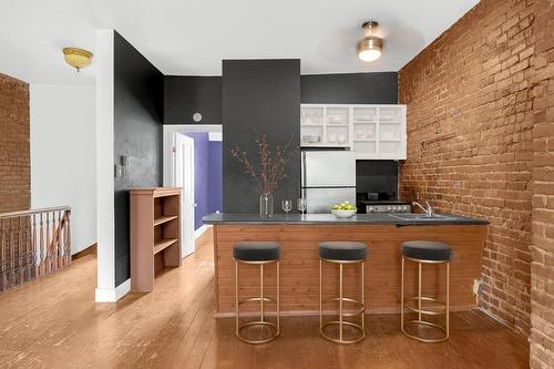 Kitchen - 2-1232 Rue St-Mathieu, Montréal (Ville-Marie), QC - Indoor