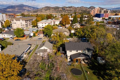1033 / 1035 Laurier Avenue, Kelowna, BC - Outdoor With View