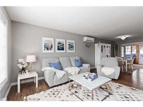 196 Sunshine Dr, Moncton, NB 