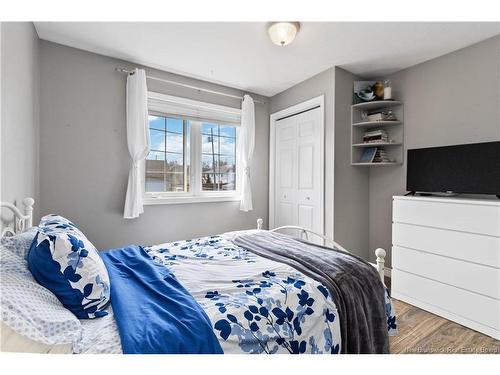 196 Sunshine Dr, Moncton, NB 