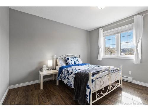 196 Sunshine Dr, Moncton, NB 