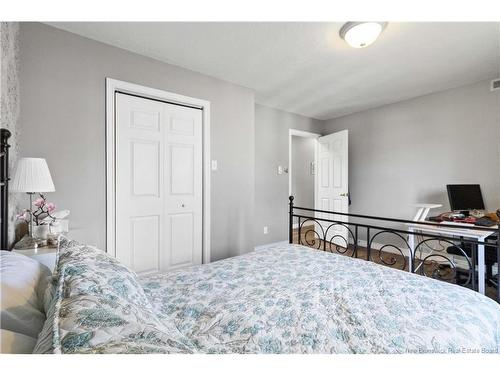 196 Sunshine Dr, Moncton, NB 