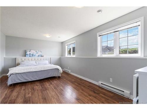 196 Sunshine Dr, Moncton, NB 