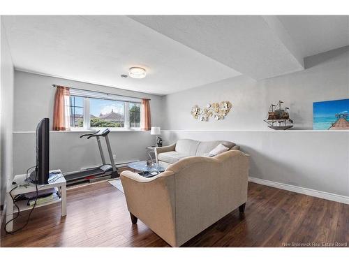 196 Sunshine Dr, Moncton, NB 