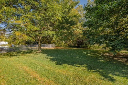 Courtyard - 37 Rue St-Joseph, Bedford - Ville, QC - Outdoor
