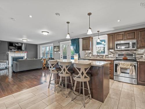 196 Confederation Avenue, Fall River, NS 