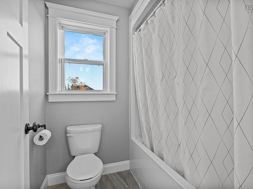 196 Confederation Avenue, Fall River, NS 