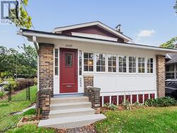 2099 GERRARD STREET E  Toronto, ON M4E 2B9