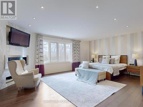 145 Renaissance Court, Vaughan, ON - Indoor Photo Showing Bedroom