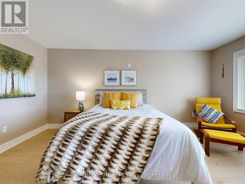 145 Renaissance Court, Vaughan, ON - Indoor Photo Showing Bedroom