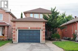 67 STOLLAR BOULEVARD W  Barrie, ON L4N 6N3