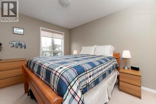 4769 Forsters Landing Unit# 307, Radium Hot Springs, BC - Indoor Photo Showing Bedroom