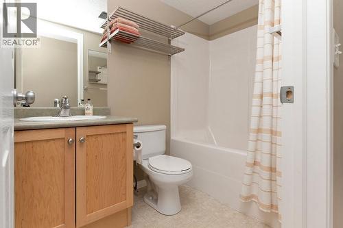 4769 Forsters Landing Unit# 307, Radium Hot Springs, BC - Indoor Photo Showing Bathroom