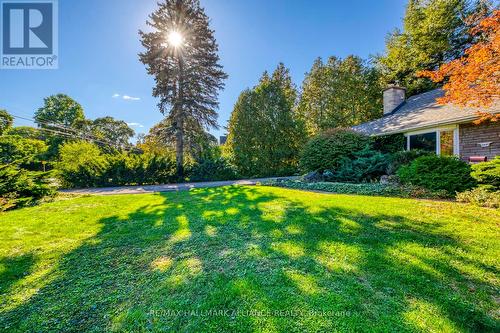 4447 Lakeshore Road, Burlington, ON - Outdoor