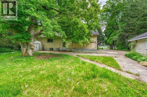 1916 Blackwell Road, Sarnia, ON - Outdoor