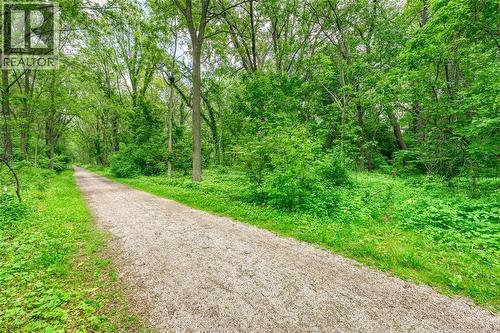 1916 Blackwell Road, Sarnia, ON - Outdoor