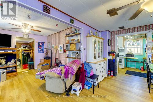 38 Sanderson Street, Brantford, ON - Indoor Photo Showing Other Room