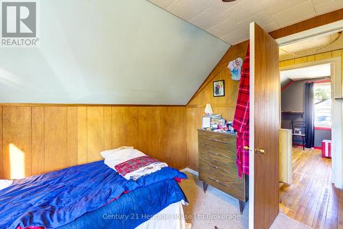 38 Sanderson Street, Brantford, ON - Indoor Photo Showing Other Room