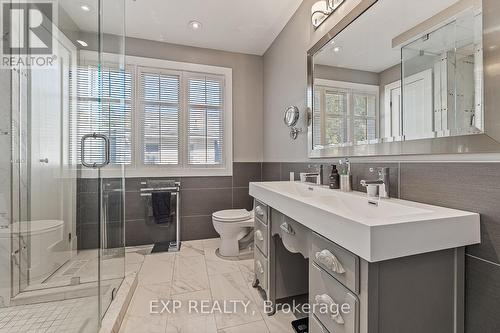 primary bedroom ensuite - 208 Lorne Avenue, Newmarket, ON - Indoor Photo Showing Bathroom