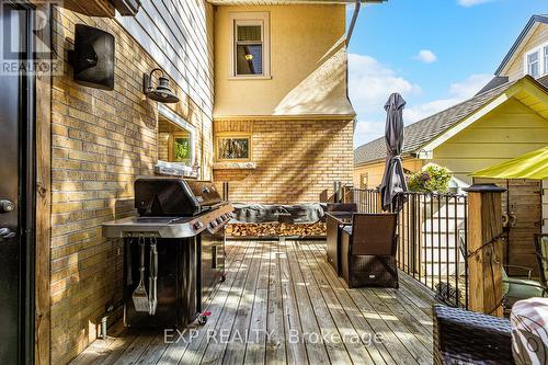 208 Lorne Avenue, Newmarket, ON - Outdoor With Deck Patio Veranda With Exterior