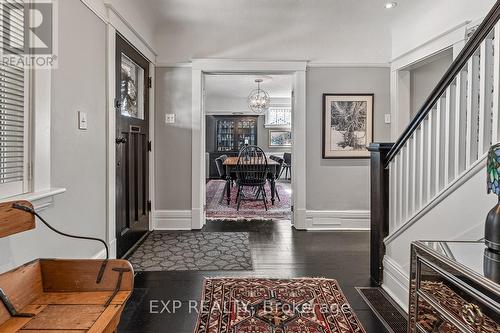 entrance foyer - 208 Lorne Avenue, Newmarket, ON - Indoor