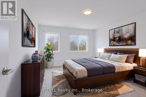 139 Caroline Street, Welland (Lincoln/Crowland), ON - Indoor Photo Showing Bedroom