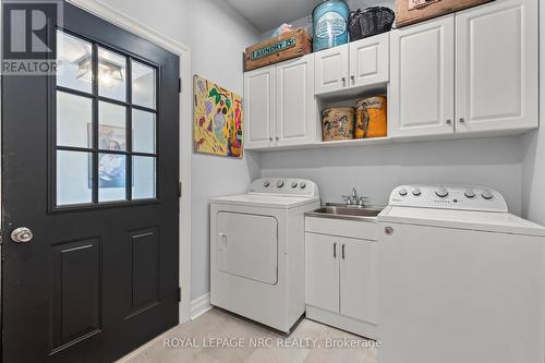 1 Karsam Court, Niagara-On-The-Lake (Town), ON - Indoor Photo Showing Laundry Room