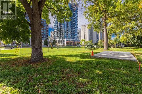 1331 Elgin Street, Burlington, ON 
