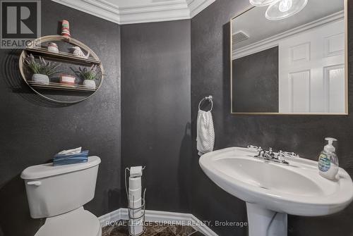 3241 High Springs Crescent, Mississauga, ON - Indoor Photo Showing Bathroom
