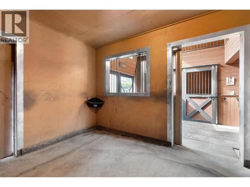5833 Todd Road, Kamloops, BC -  Photo Showing Other Room