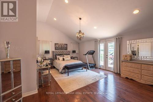 113 Fire Route 37, Trent Lakes, ON - Indoor Photo Showing Other Room