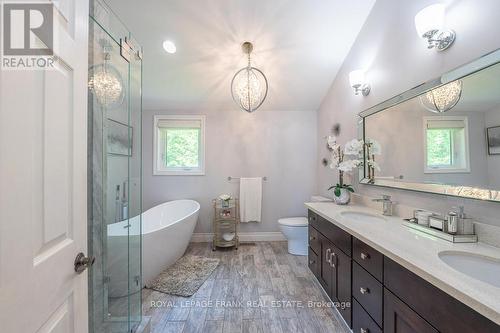 113 Fire Route 37, Trent Lakes, ON - Indoor Photo Showing Bathroom