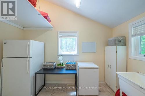 113 Fire Route 37, Trent Lakes, ON - Indoor Photo Showing Laundry Room