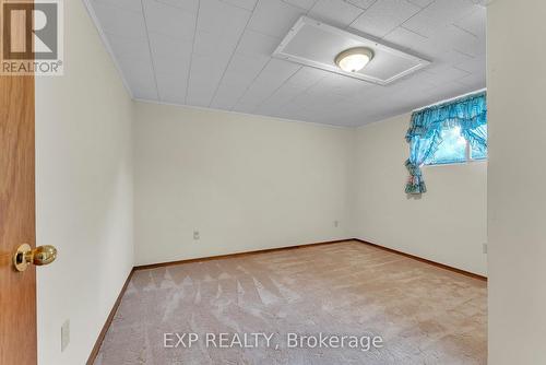 31 Southcrest Drive, Greater Napanee (Greater Napanee), ON - Indoor Photo Showing Other Room