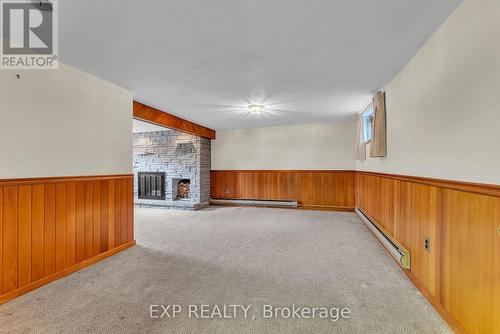 31 Southcrest Drive, Greater Napanee (Greater Napanee), ON - Indoor Photo Showing Other Room