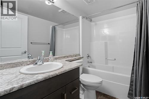 315 2321 Windsor Park Road, Regina, SK - Indoor Photo Showing Bathroom