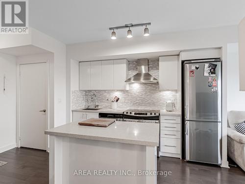 2009 - 58 Orchard View Boulevard, Toronto, ON - Indoor Photo Showing Kitchen With Upgraded Kitchen