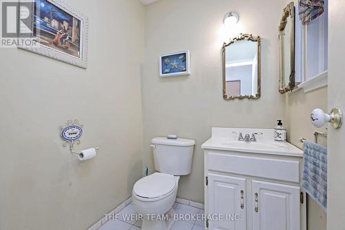 1577 Otterby Road, Mississauga, ON - Indoor Photo Showing Bathroom