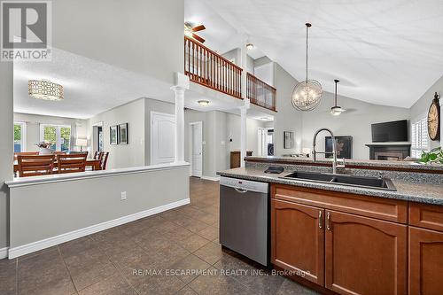 43 Claymore Crescent, Haldimand, ON - Indoor Photo Showing Kitchen With Double Sink