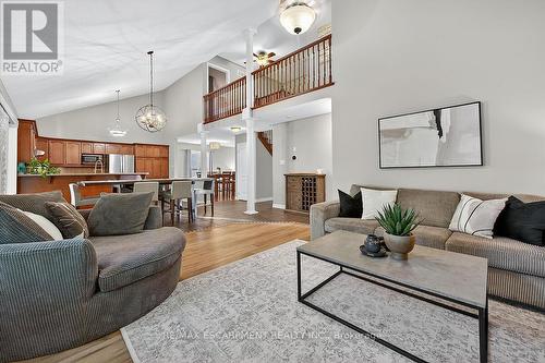 43 Claymore Crescent, Haldimand, ON - Indoor Photo Showing Living Room