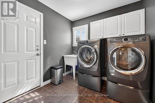 43 Claymore Crescent, Haldimand, ON - Indoor Photo Showing Laundry Room