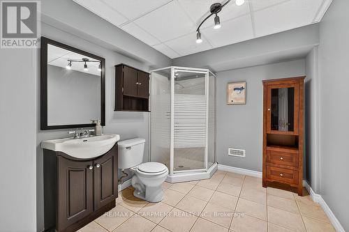 43 Claymore Crescent, Haldimand, ON - Indoor Photo Showing Bathroom