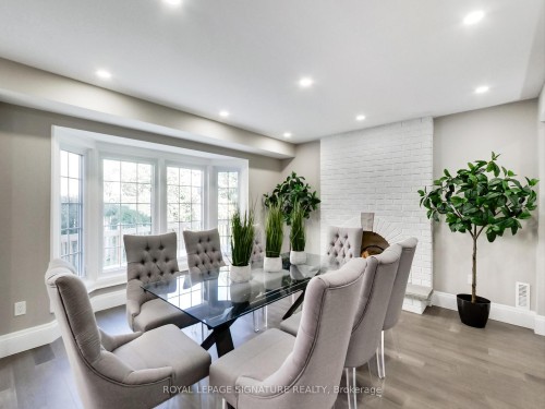 4342 Violet Road, Mississauga, ON - Indoor Photo Showing Dining Room
