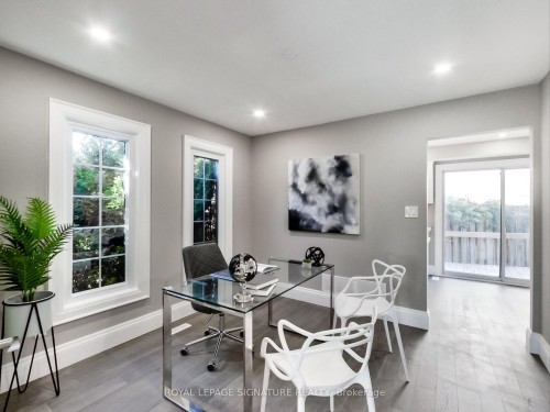 4342 Violet Road, Mississauga, ON - Indoor Photo Showing Dining Room