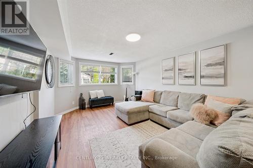 1049 Glenhare Street, Cobourg, ON - Indoor Photo Showing Living Room