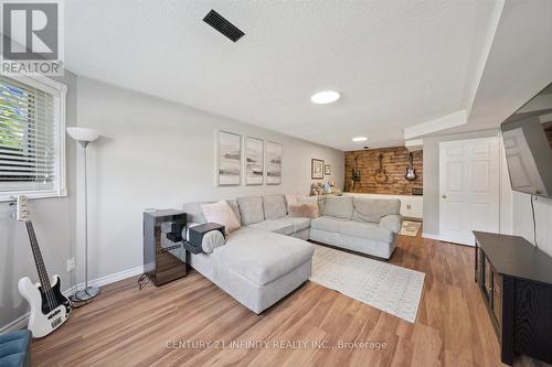 1049 Glenhare Street, Cobourg, ON - Indoor Photo Showing Living Room