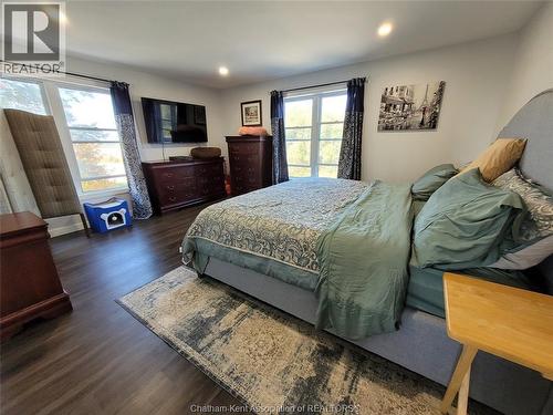 21132 Port Road, Merlin, ON - Indoor Photo Showing Bedroom