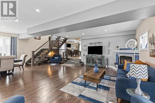 724 Line 3 Road S, Niagara-On-The-Lake (Virgil), ON - Indoor Photo Showing Living Room With Fireplace